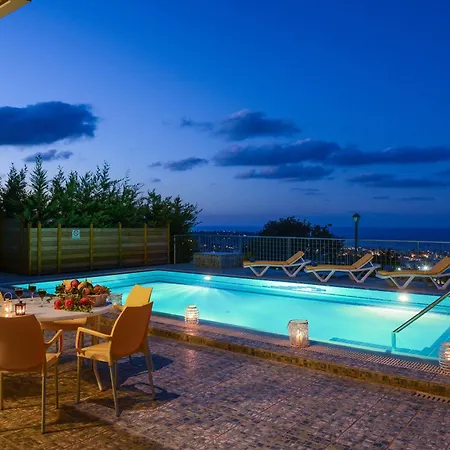 Willa Danaes Luxury